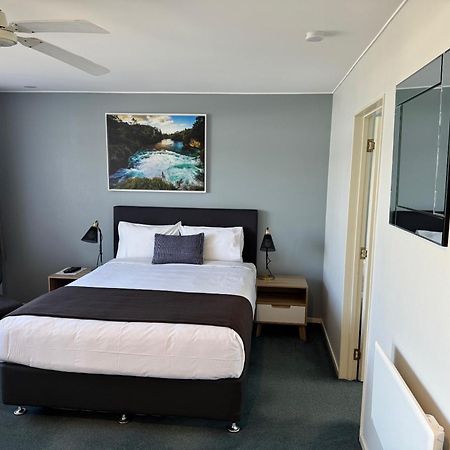 Academy Motor Inn Tauranga Bagian luar foto