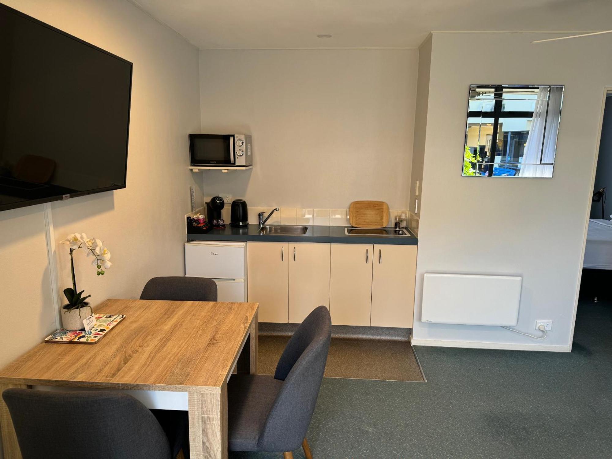 Academy Motor Inn Tauranga Bagian luar foto