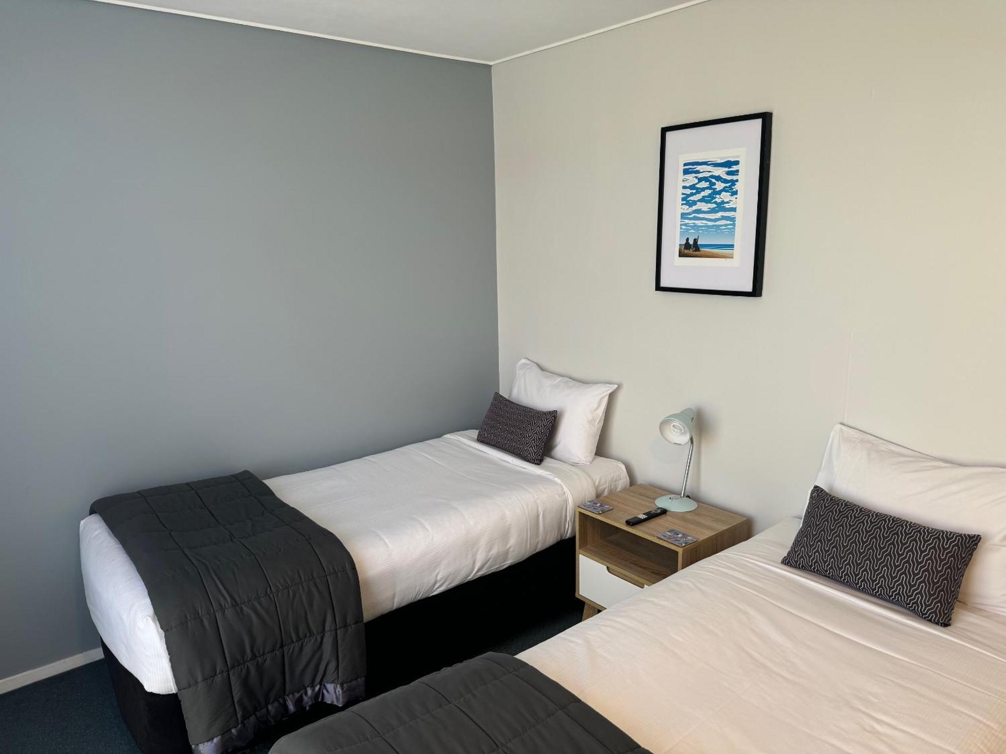 Academy Motor Inn Tauranga Bagian luar foto